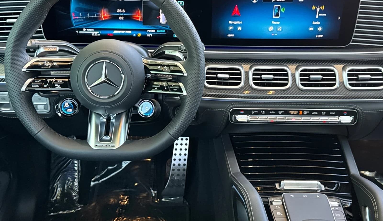 Mercedes-Benz GLS AMG GLS 63 4MATIC+ SUV 2026 — side view