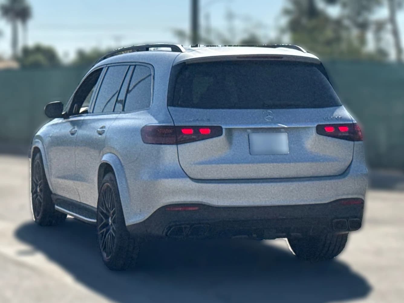 Mercedes-Benz GLS AMG GLS 63 4MATIC+ SUV 2026 — side view