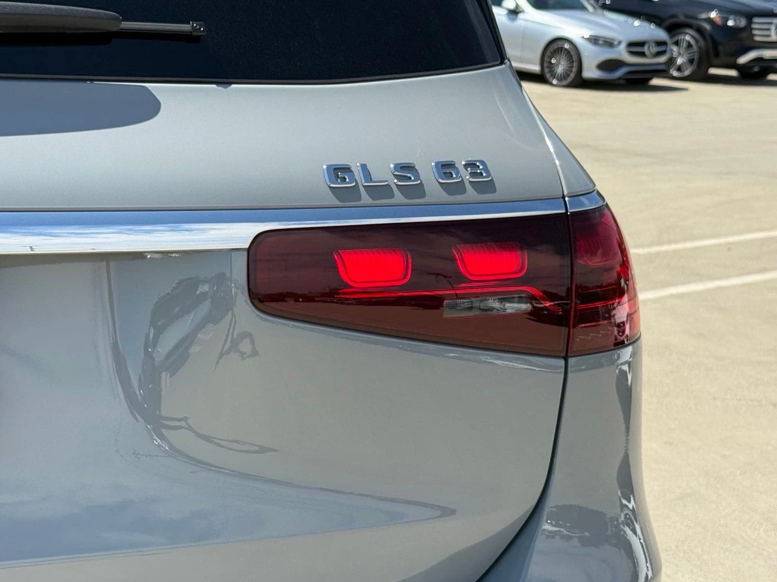 Mercedes-Benz GLS AMG GLS 63 4MATIC+ SUV 2026 — side view