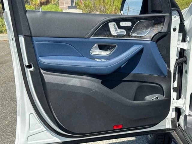 Mercedes-Benz GLS AMG GLS 63 4MATIC+ SUV 2026 — side view