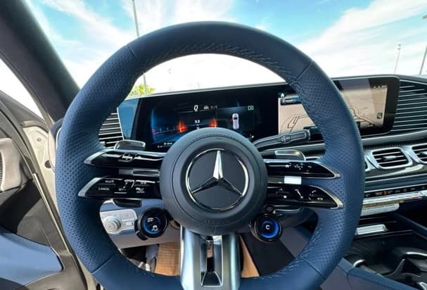 Mercedes-Benz GLS AMG GLS 63 4MATIC+ SUV 2026 — side view