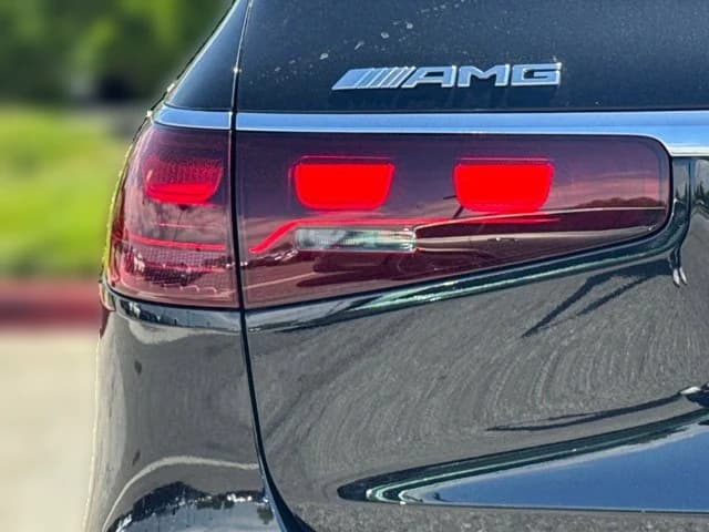 Mercedes-Benz GLS AMG GLS 63 4MATIC+ SUV 2026 — side view