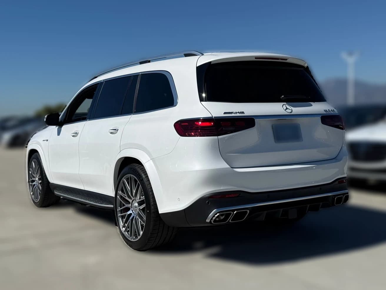 Mercedes-Benz GLS AMG GLS 63 4MATIC+ SUV 2026 — side view