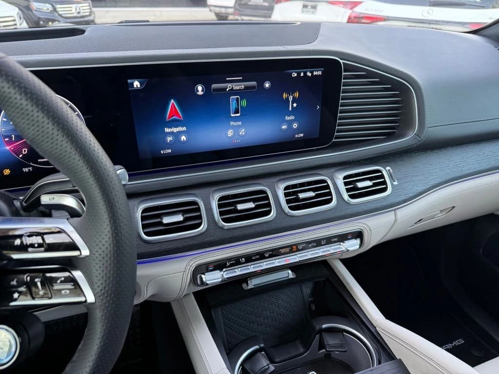 Mercedes-Benz GLS AMG GLS 63 4MATIC+ SUV 2026 — side view