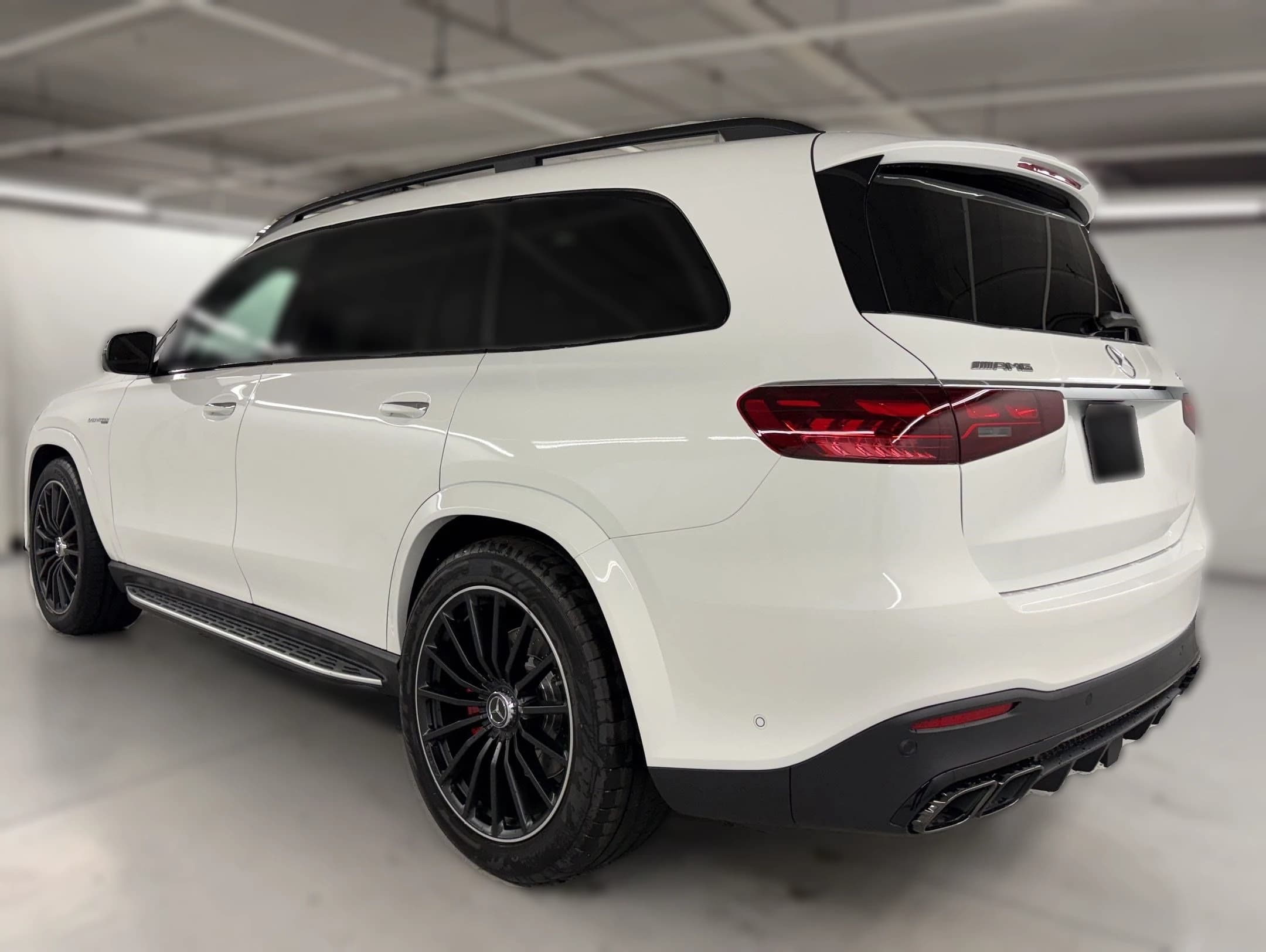 Mercedes-Benz GLS AMG GLS 63 4MATIC+ SUV 2026 — side view