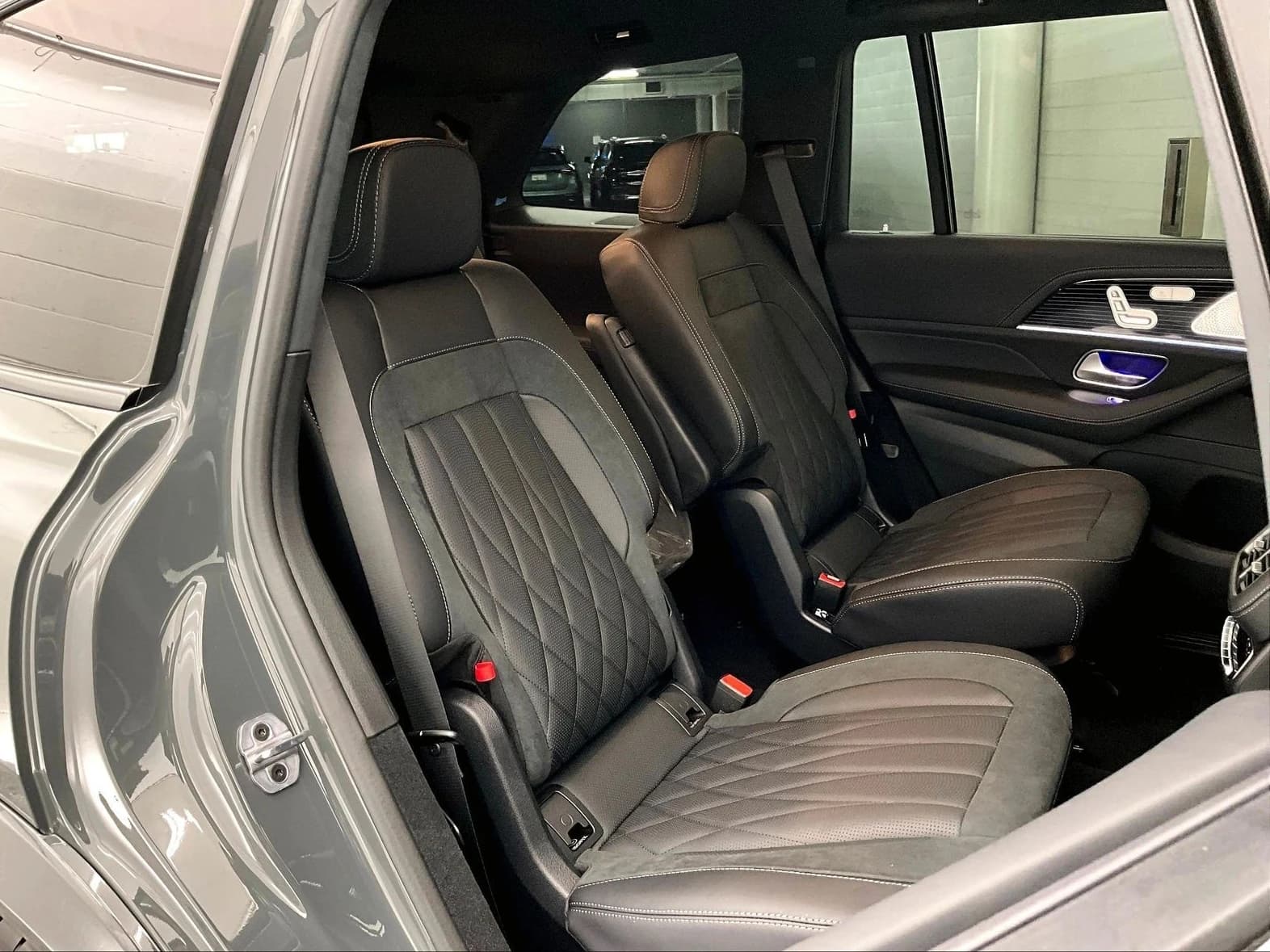 Mercedes-Benz GLS AMG GLS 63 4MATIC+ SUV 2026 — side view