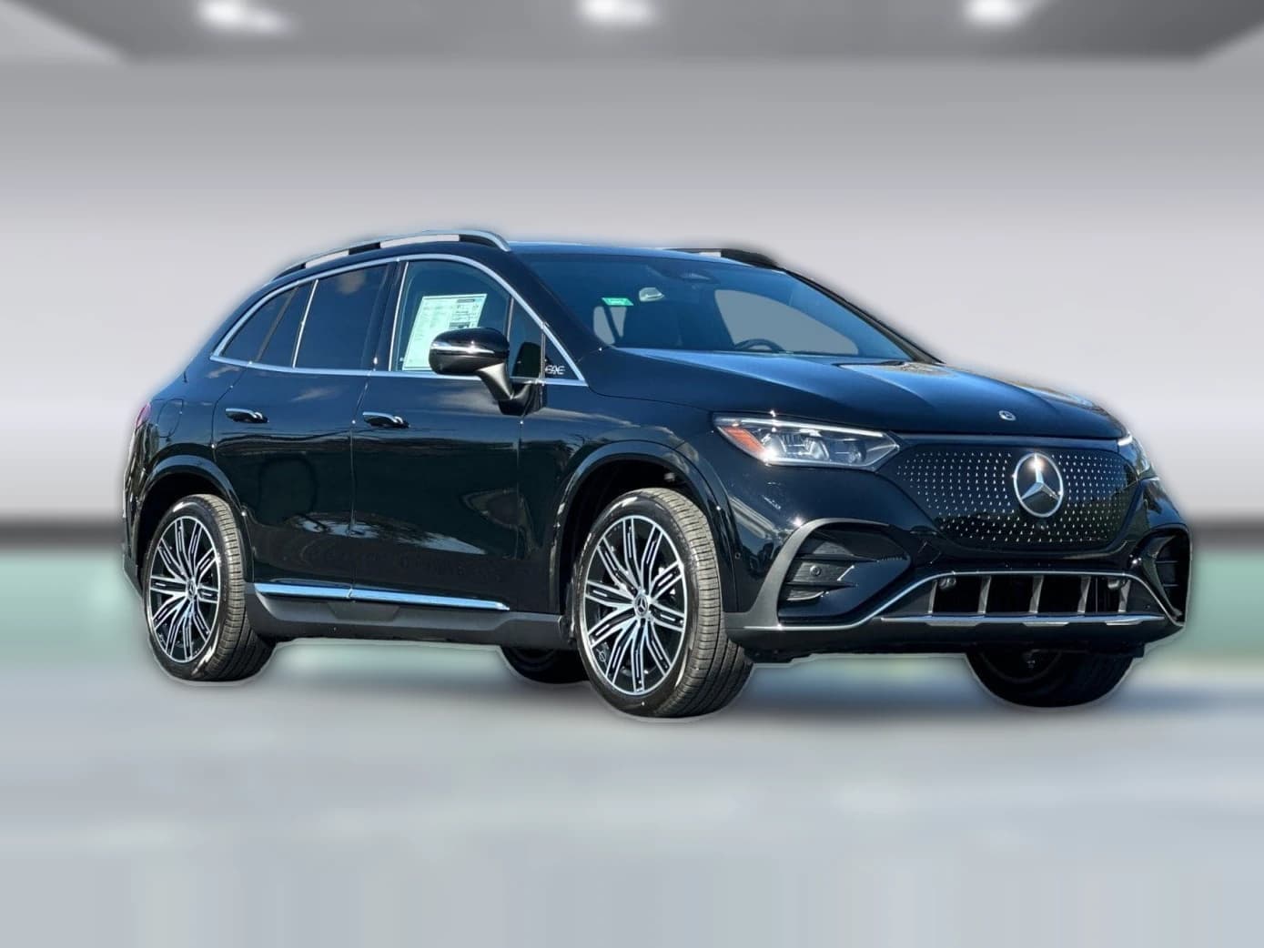 Mercedes-Benz EQE EQE 320 4MATIC SUV 2026 — side view