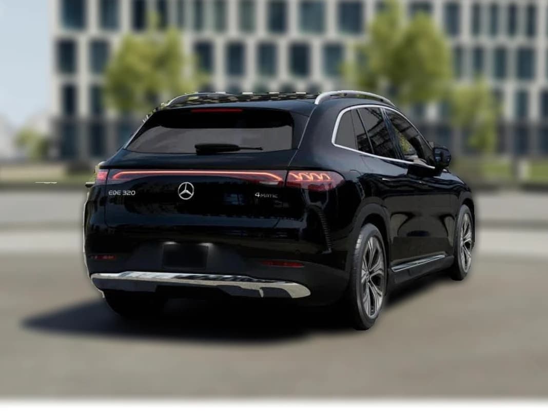 Mercedes-Benz EQE EQE 320 4MATIC SUV 2026 — side view