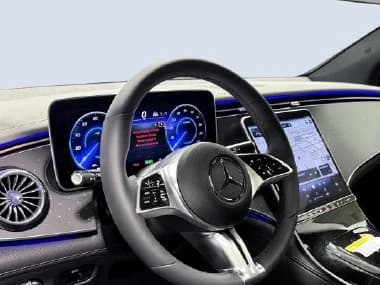 Mercedes-Benz EQE EQE 320 4MATIC SUV 2027 — side view