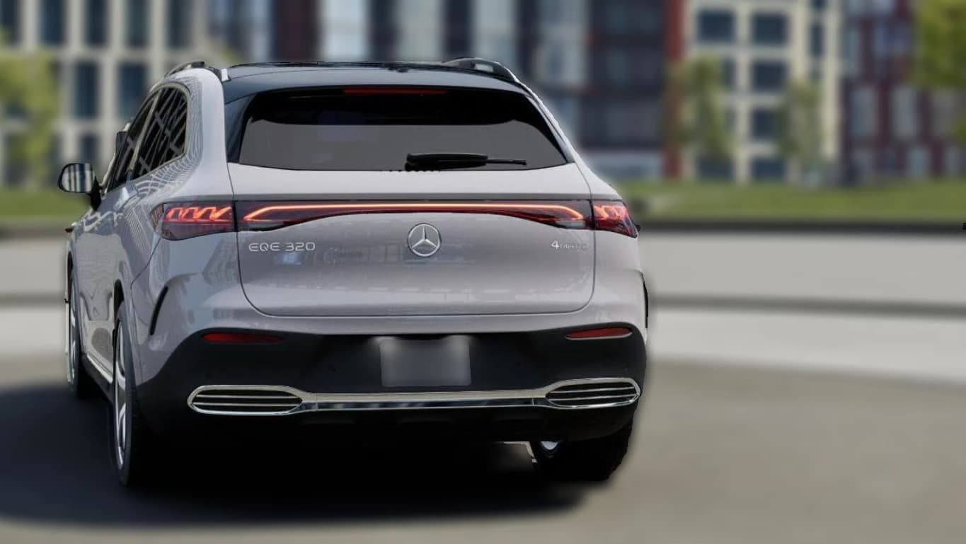 Mercedes-Benz EQE EQE 320 4MATIC SUV 2026 — side view