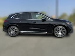 Mercedes-Benz EQE EQE 320+ SUV 2026 — side view