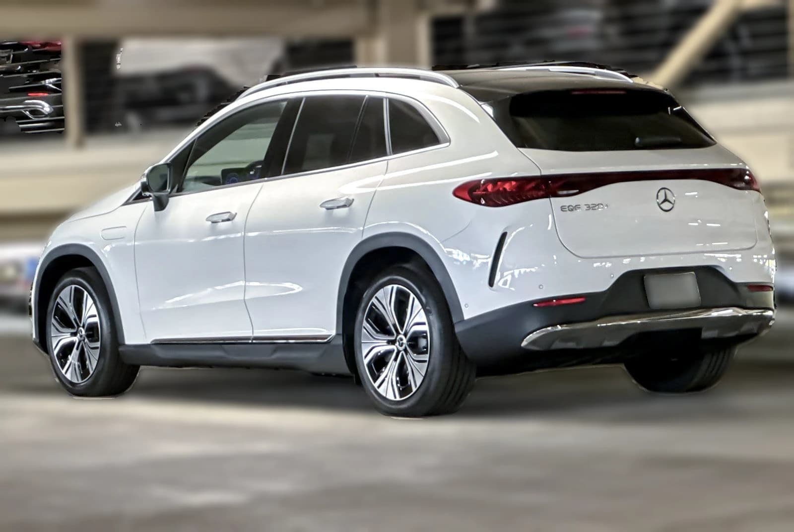 Mercedes-Benz EQE EQE 320+ SUV 2027 — side view
