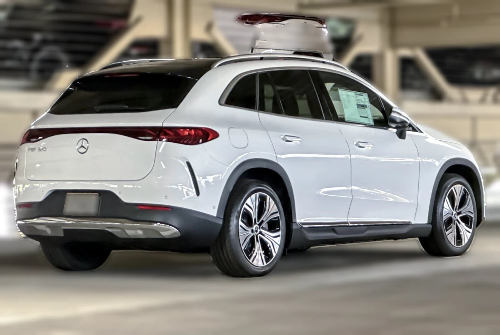 Mercedes-Benz EQE EQE 320+ SUV 2027 — side view