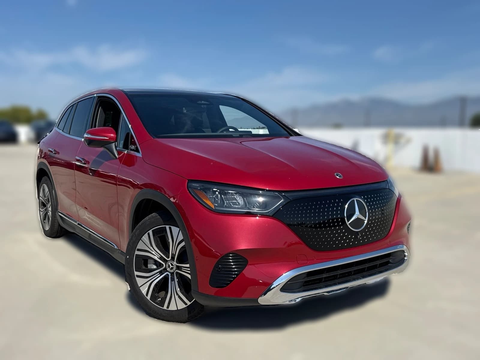 Mercedes-Benz EQE EQE 320+ SUV 2026 — side view