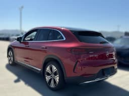 Mercedes-Benz EQE EQE 320+ SUV 2026 — side view