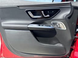Mercedes-Benz EQE EQE 320+ SUV 2026 — side view
