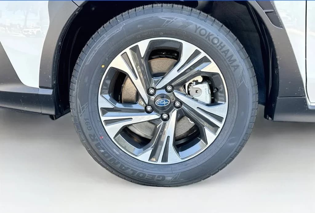 Subaru Crosstrek Premium AWD 2026 — side view
