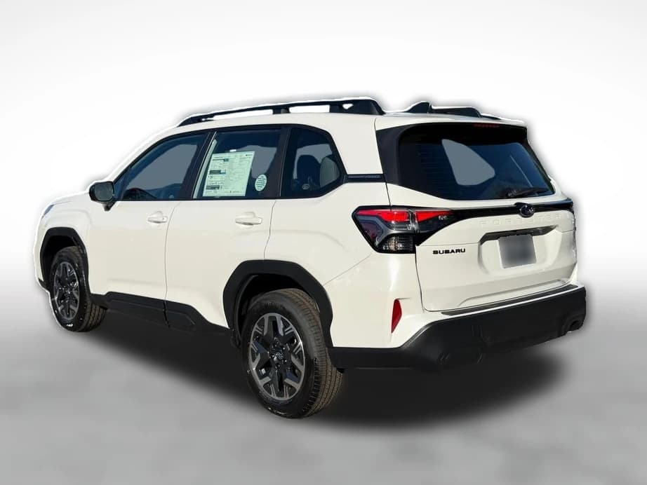 Subaru Forester Base AWD 2026 — side view