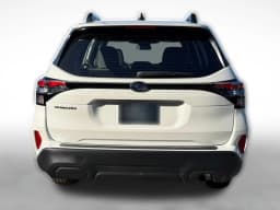 Subaru Forester Base AWD 2026 — side view