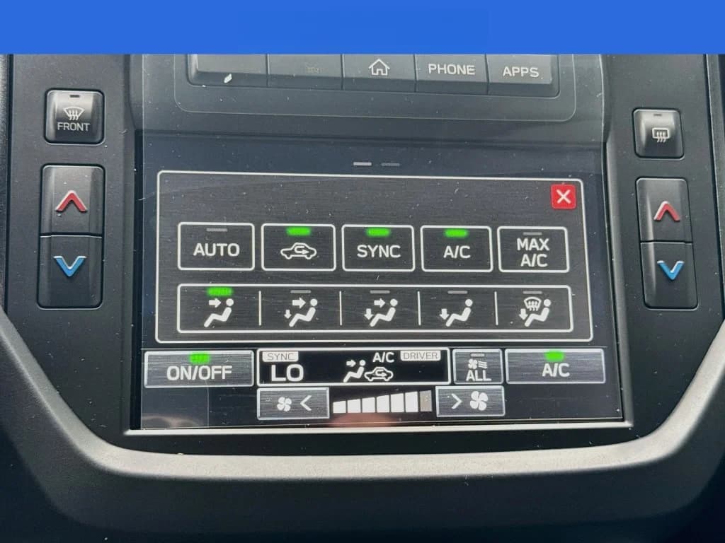 Subaru Forester Base AWD 2026 — side view