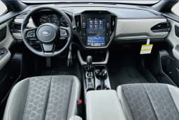 Subaru Forester Base AWD 2026 — side view