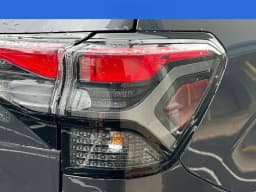 Subaru Forester Base AWD 2026 — side view