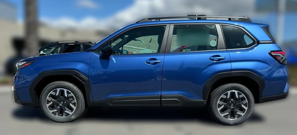 Subaru Forester Base AWD 2026 — side view