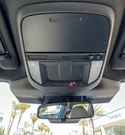Subaru Forester Base AWD 2026 — side view