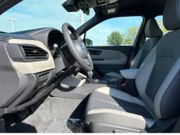 Subaru Forester Base AWD 2026 — side view