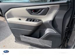 Subaru Forester Base AWD 2026 — side view