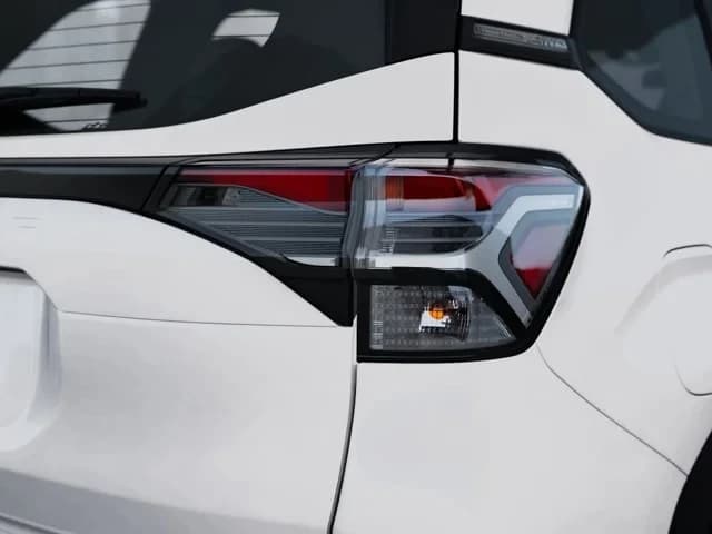 Subaru Forester Base AWD 2026 — side view
