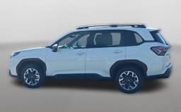 Subaru Forester Premium AWD 2026 — side view