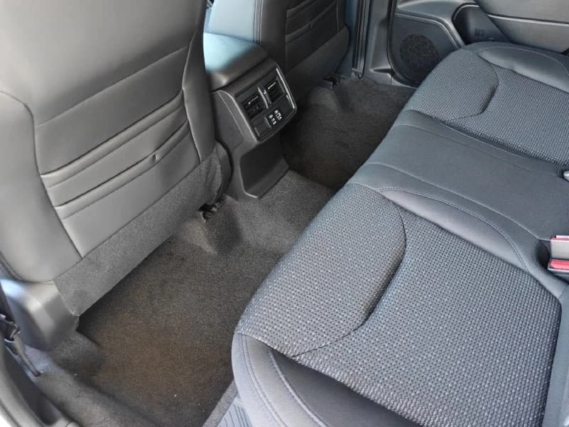 Subaru Forester Premium AWD 2026 — side view