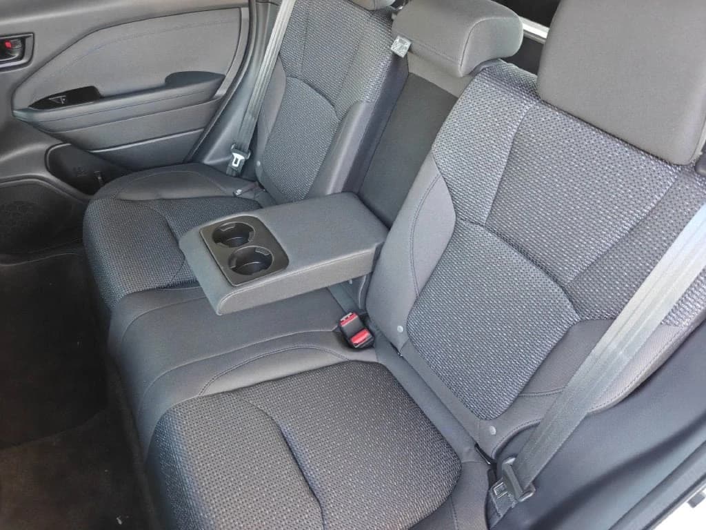 Subaru Forester Premium AWD 2026 — side view