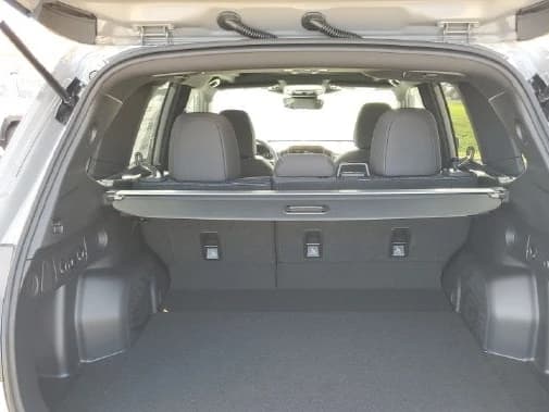 Subaru Forester Premium AWD 2026 — side view