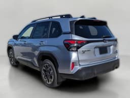 Subaru Forester Premium AWD 2026 — side view