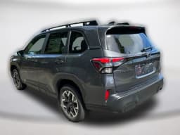 Subaru Forester Premium AWD 2026 — side view