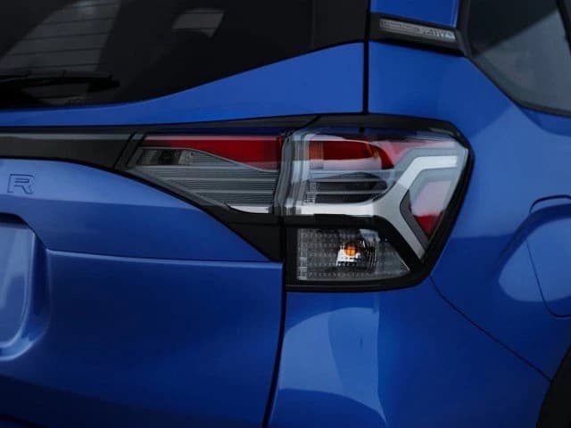 Subaru Forester Premium AWD 2026 — side view