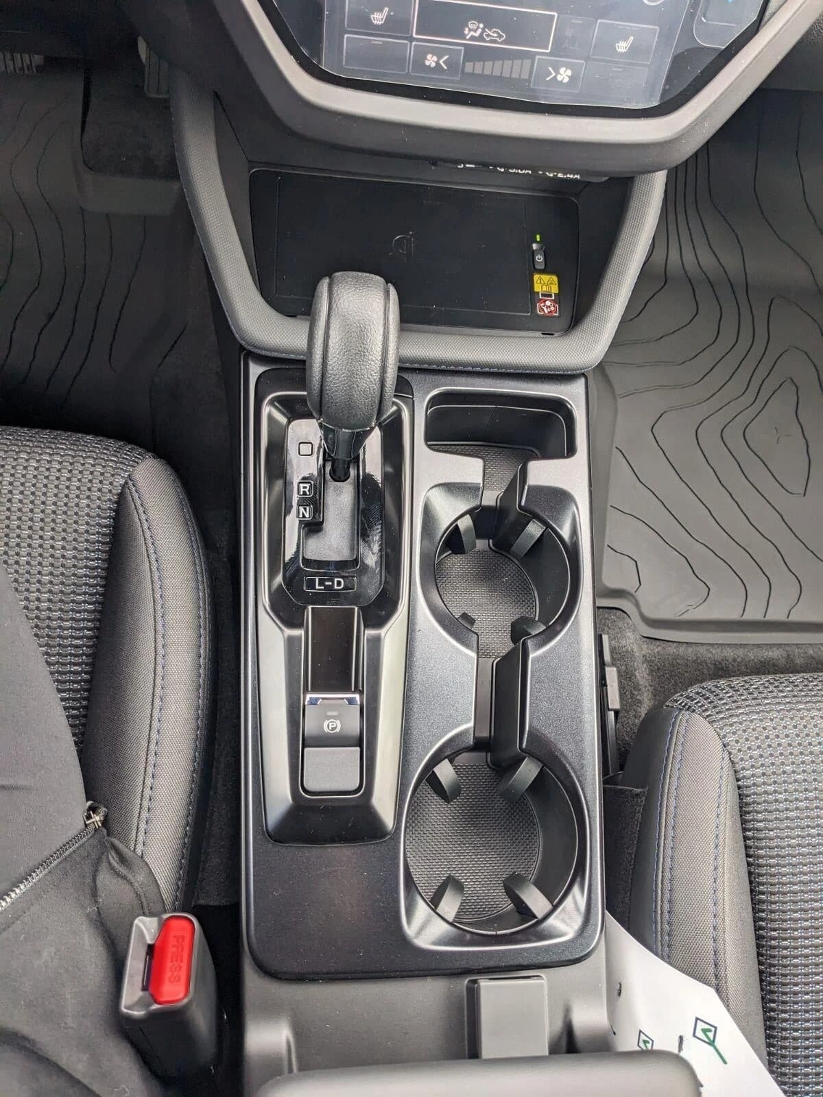 Subaru Forester Premium AWD 2026 — side view