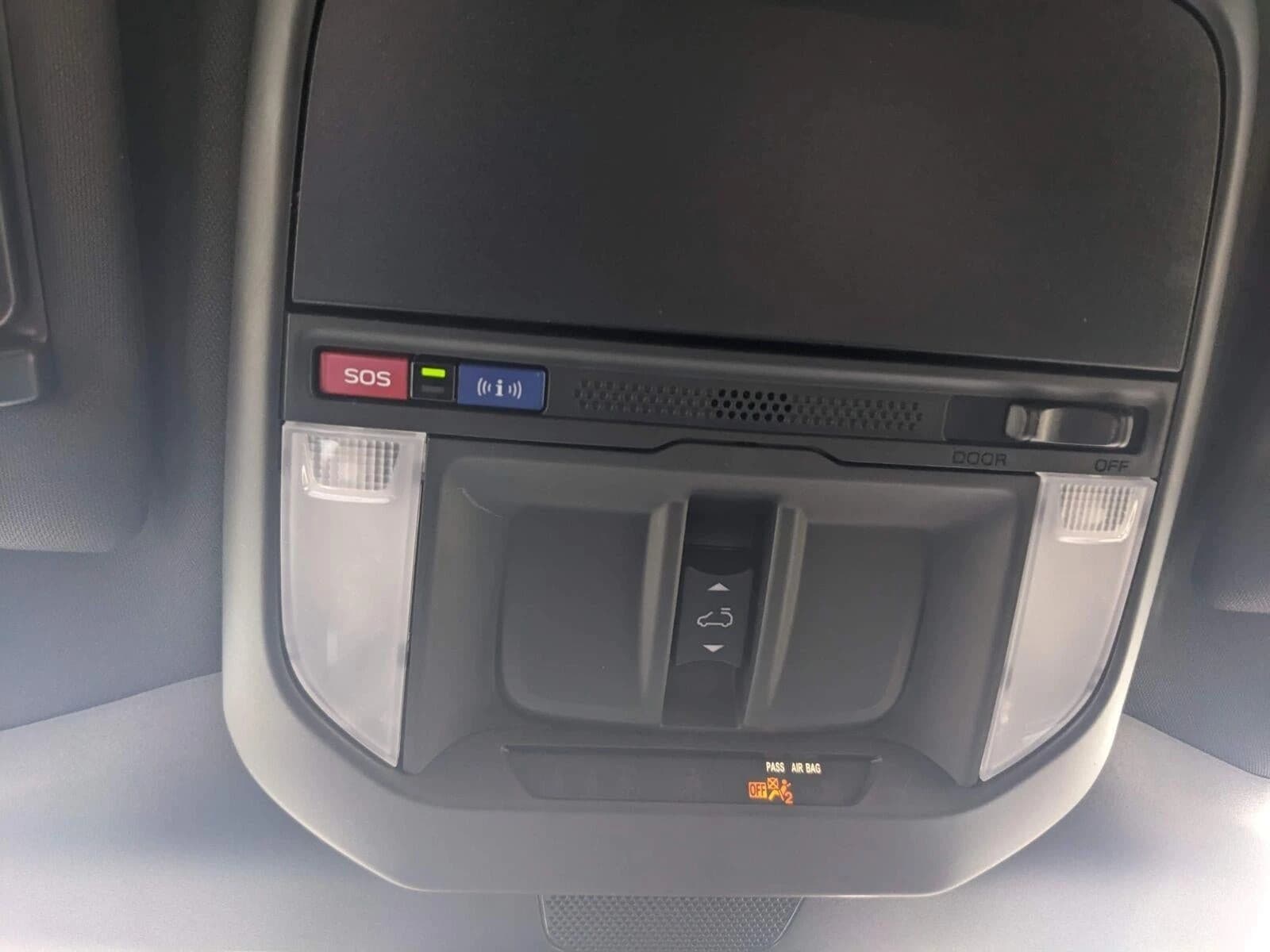 Subaru Forester Premium AWD 2026 — side view