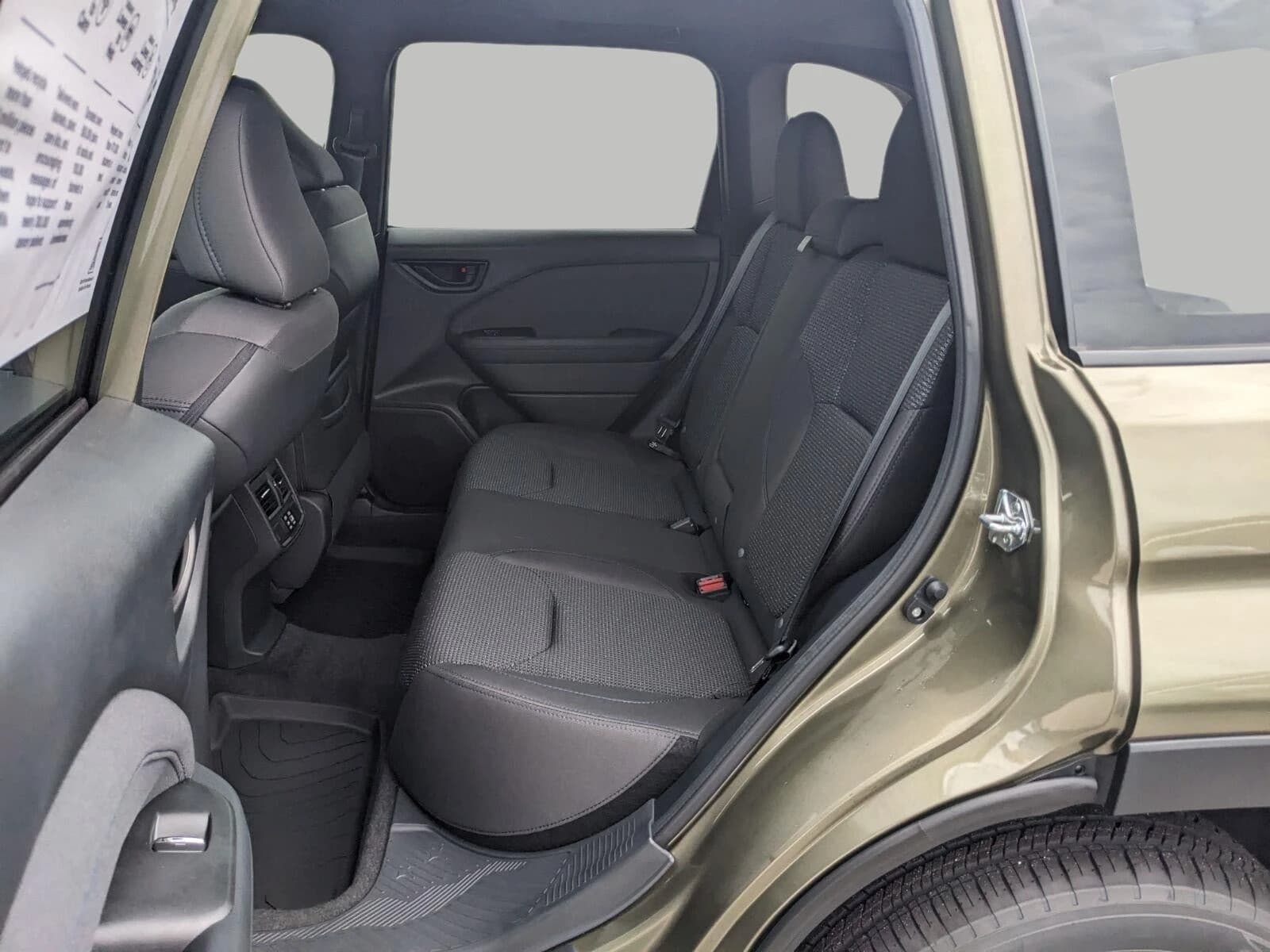 Subaru Forester Premium AWD 2026 — side view