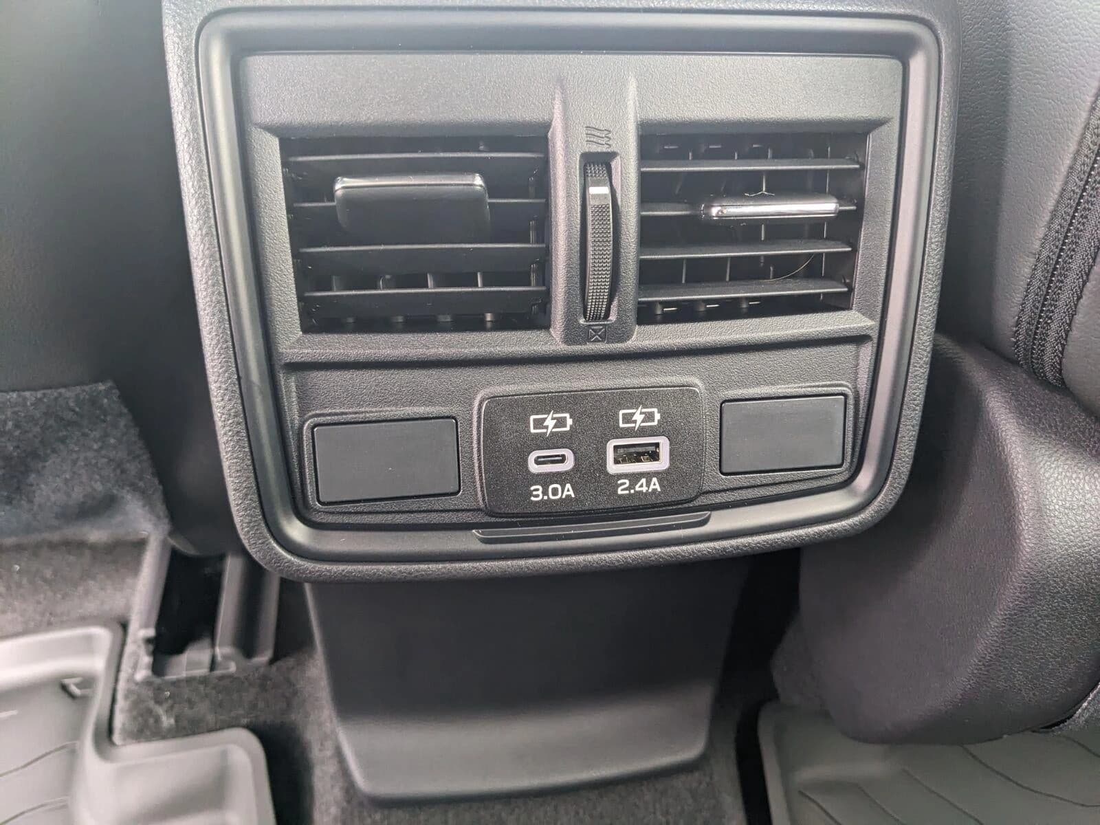 Subaru Forester Premium AWD 2026 — side view