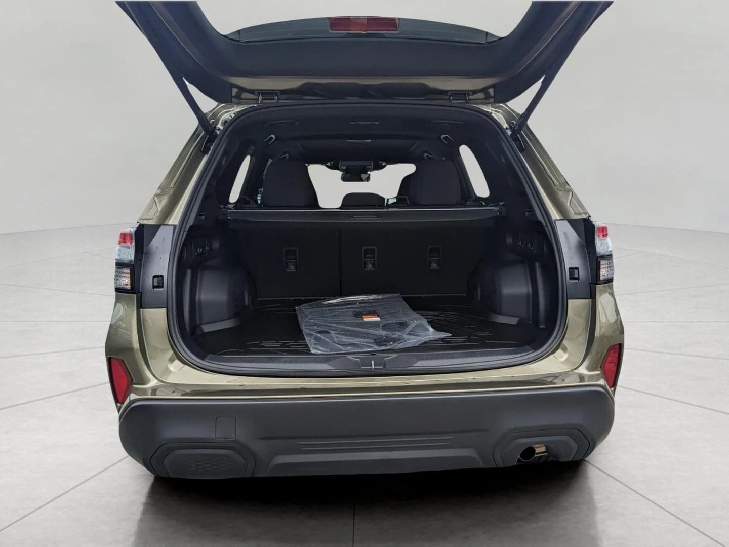 Subaru Forester Premium AWD 2026 — side view