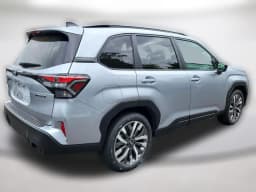 Subaru Forester Touring AWD 2026 — side view