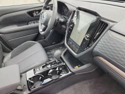 Subaru Forester Touring AWD 2026 — side view