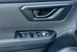 Subaru Forester Premium Hybrid AWD 2026 — side view