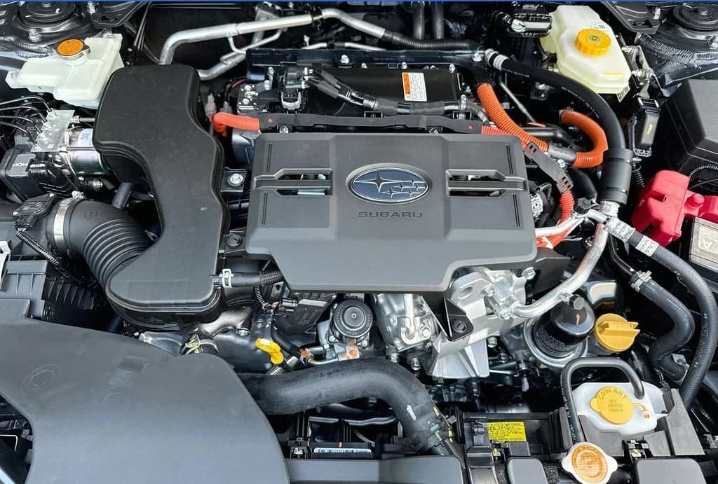 Subaru Forester Premium Hybrid AWD 2026 — side view