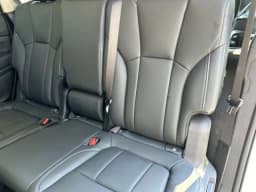Subaru Ascent Premium 8-Passenger 2026 — side view