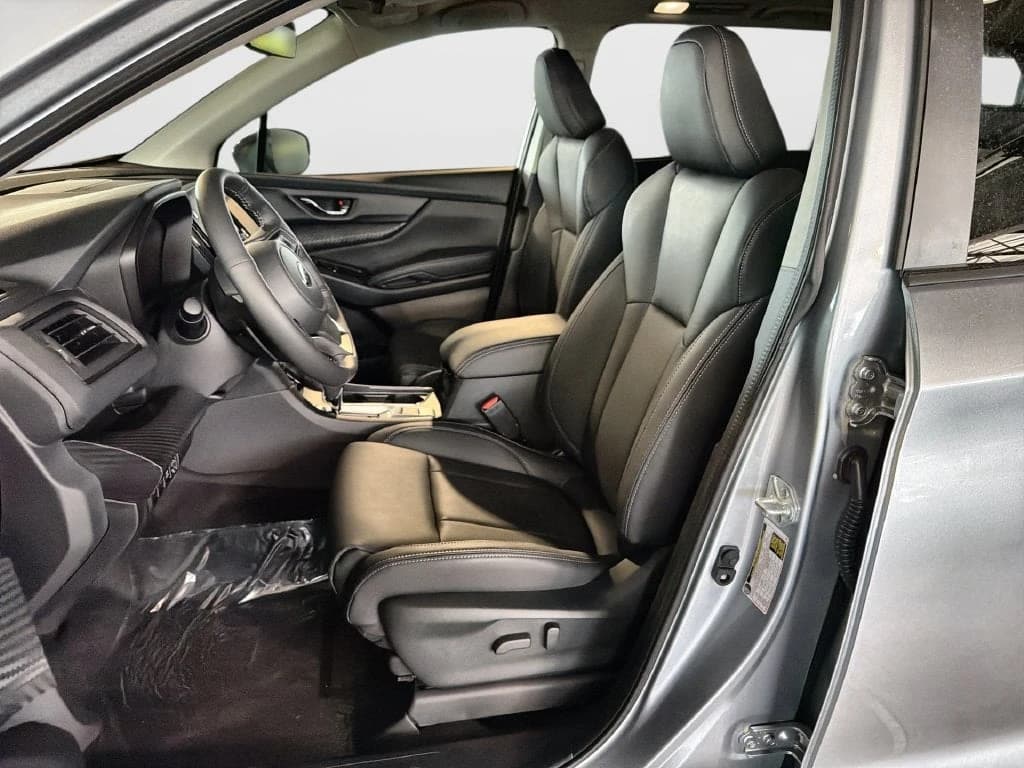 Subaru Ascent Premium 7-Passenger 2027 — side view