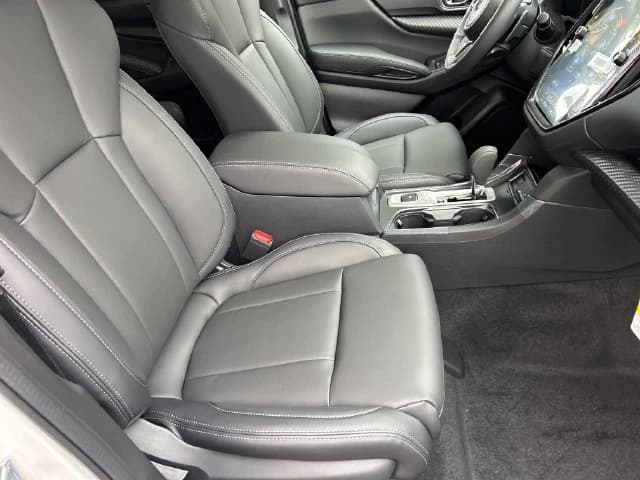 Subaru Ascent Premium 7-Passenger 2027 — side view